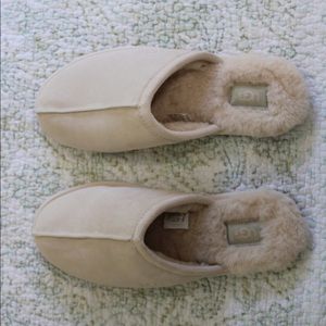UGG Pearle Faux Fur Lined Scuff Slipper Cream Size 11